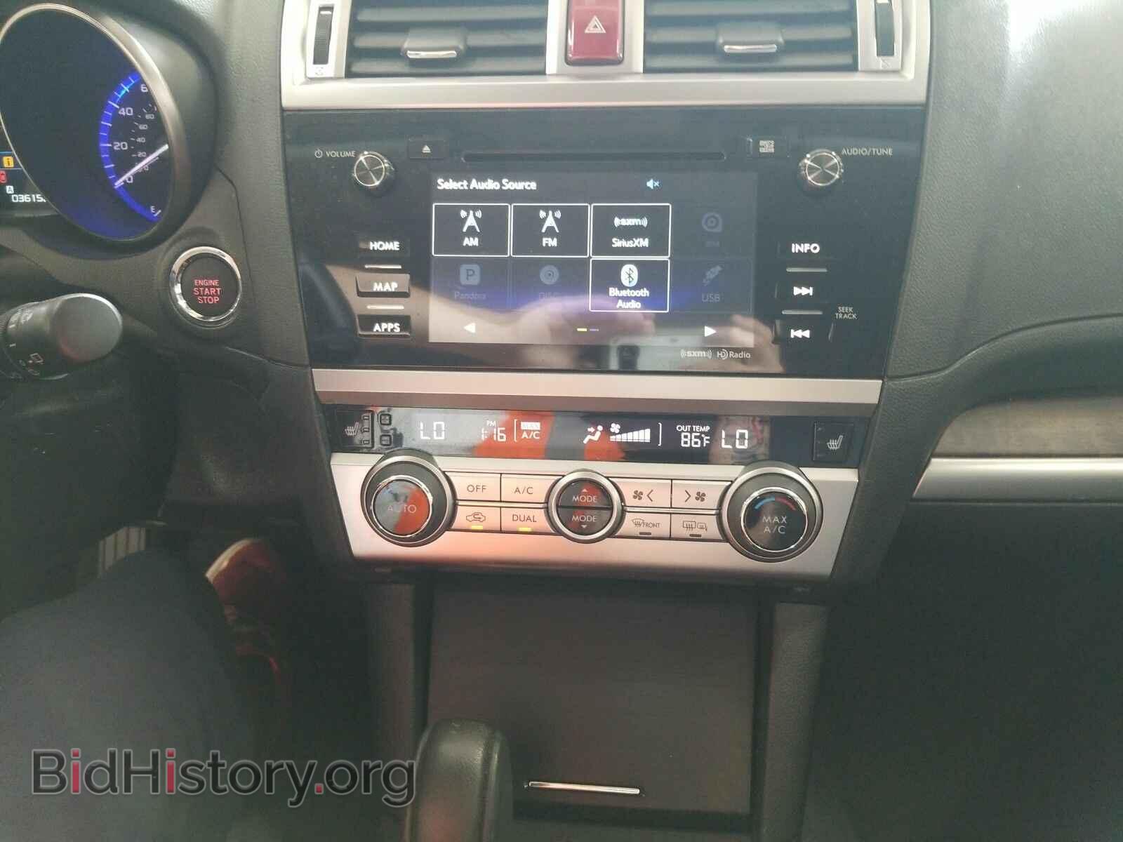 2017 Subaru Outback - VIN: 4S4BSANC3H3246364 - Фото 4