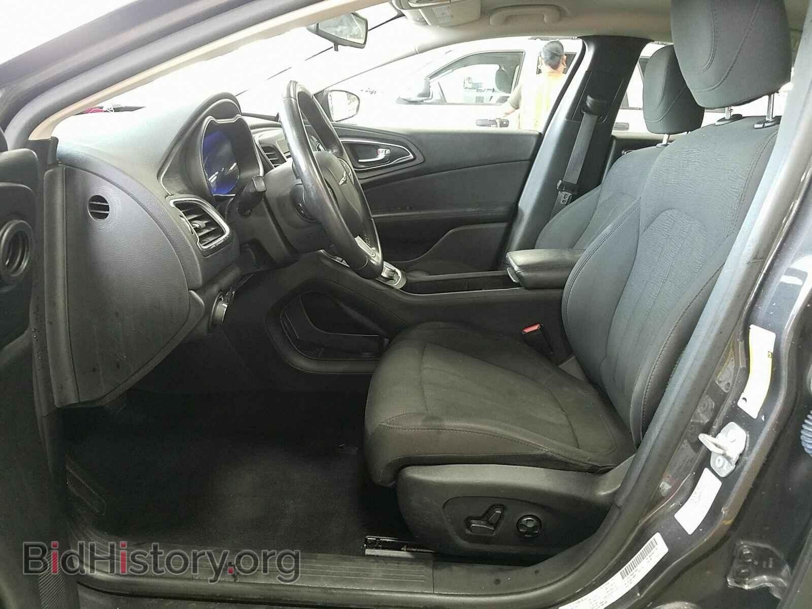 2016 Chrysler 200 - VIN: 1C3CCCAB2GN126853 - Фото 3