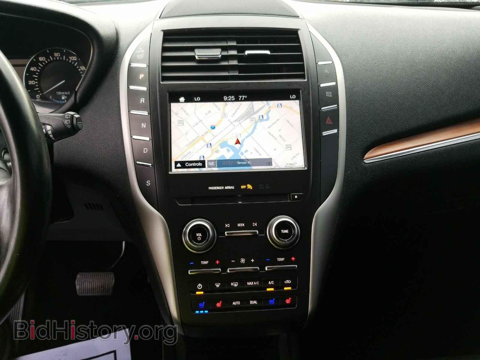 2017 Lincoln MKC - VIN: 5LMCJ3C99HUL02065 - Фото 4