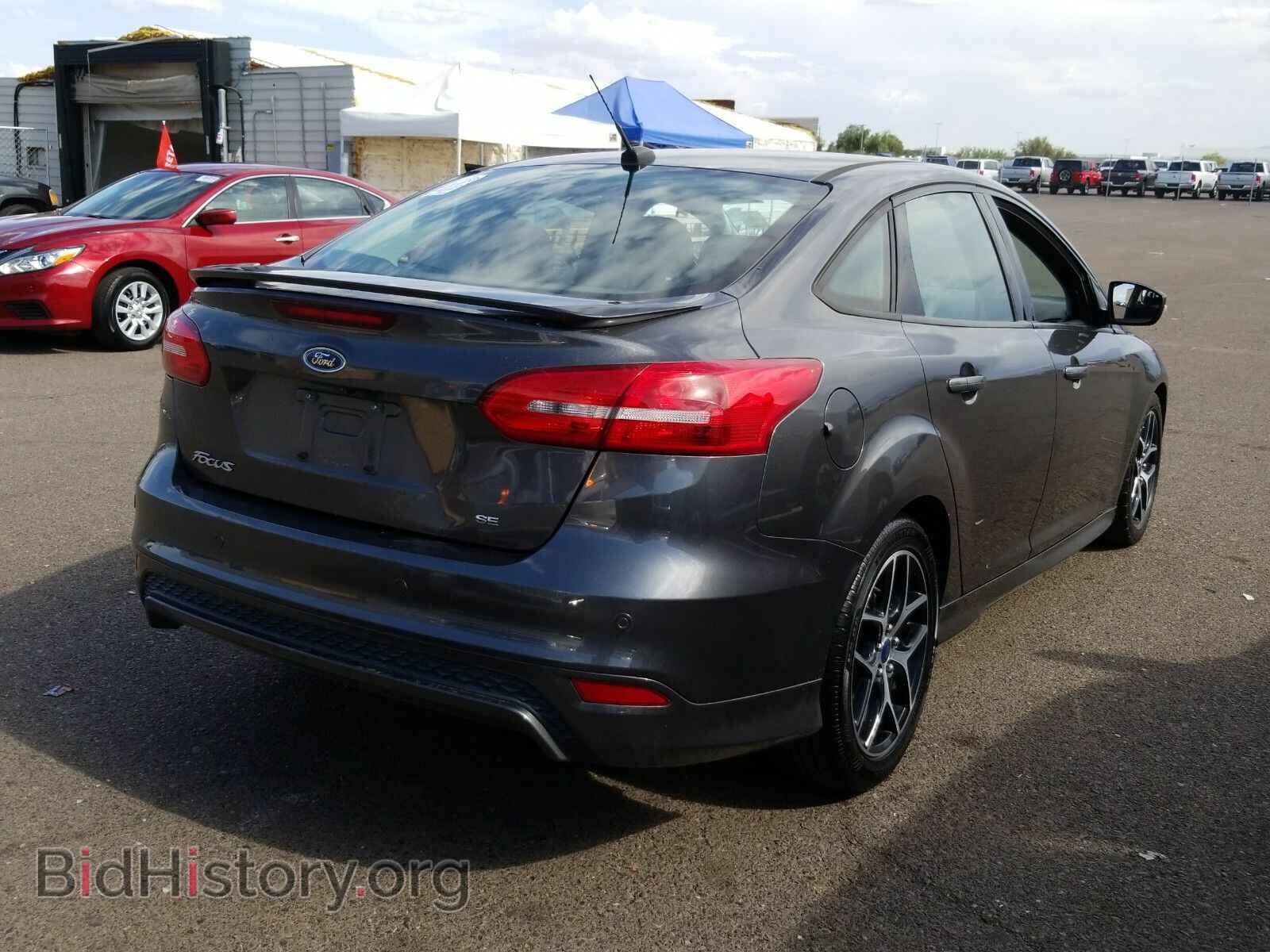 2015 Ford Focus - VIN: 1FADP3F2XFL275413 - Фото 2