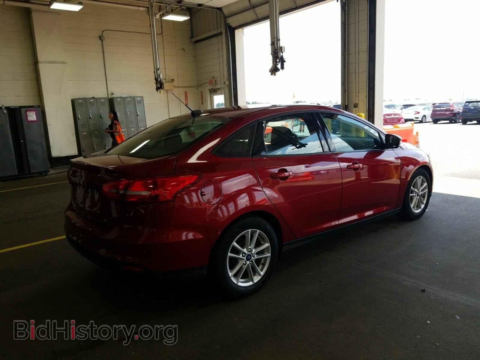 2016 Ford Focus - VIN: 1FADP3F20GL287605 - Фото 2