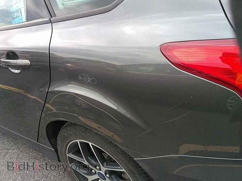 2016 Ford Focus - VIN: 1FADP3F25GL279094 - Photo 13
