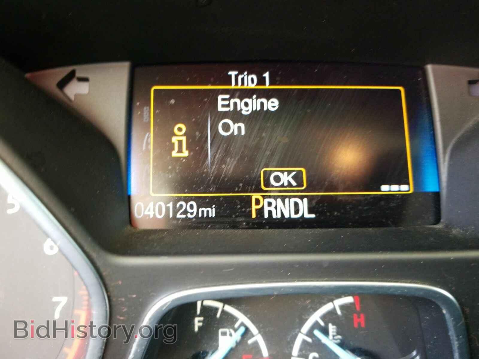 2016 Ford Focus - VIN: 1FADP3E21GL230539 - Photo 5