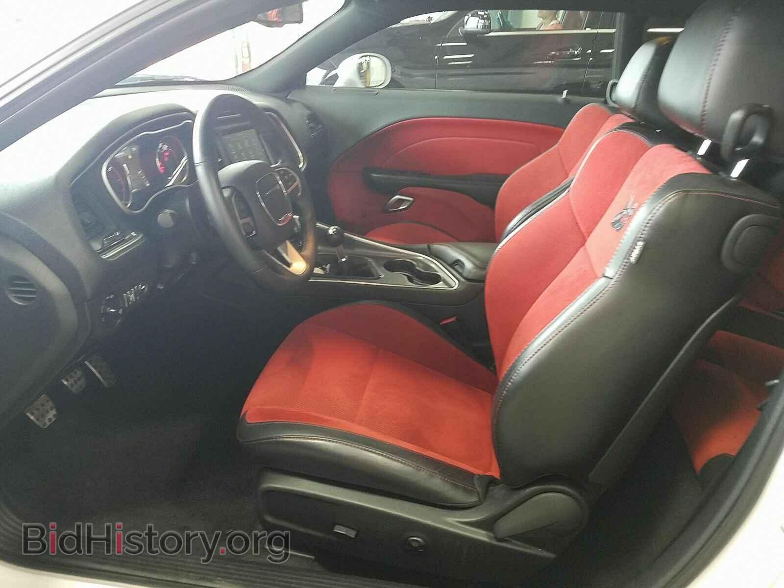 2016 Dodge Challenger - VIN: 2C3CDZFJ3GH311583 - Photo 3