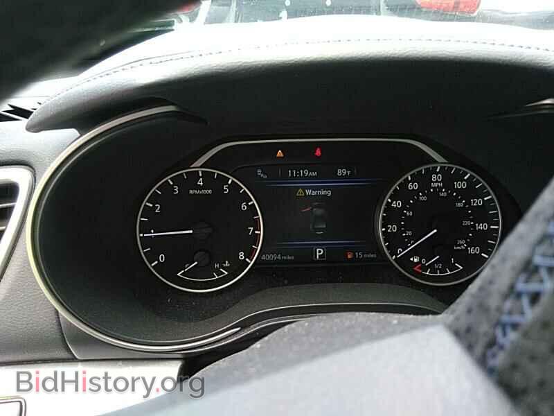 2017 Nissan Maxima - VIN: 1N4AA6AP7HC366537 - Photo 5