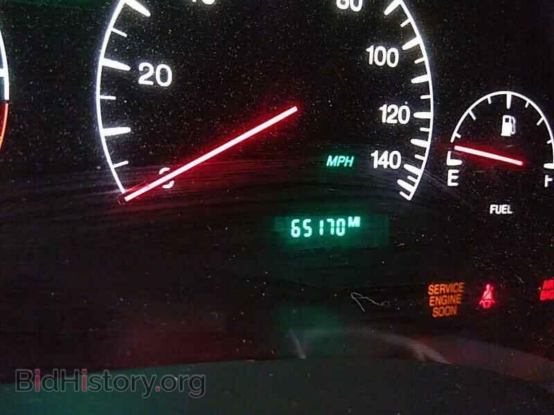 2002 Cadillac DeVille - VIN: 1G6KE57Y12U150524 - Photo 5