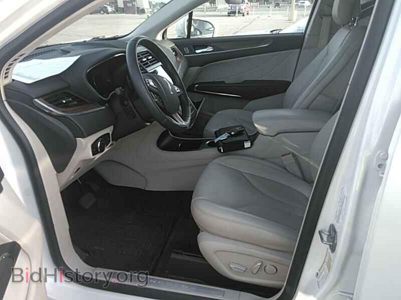 2017 Lincoln MKC - VIN: 5LMCJ2D99HUL63036 - Фото 3