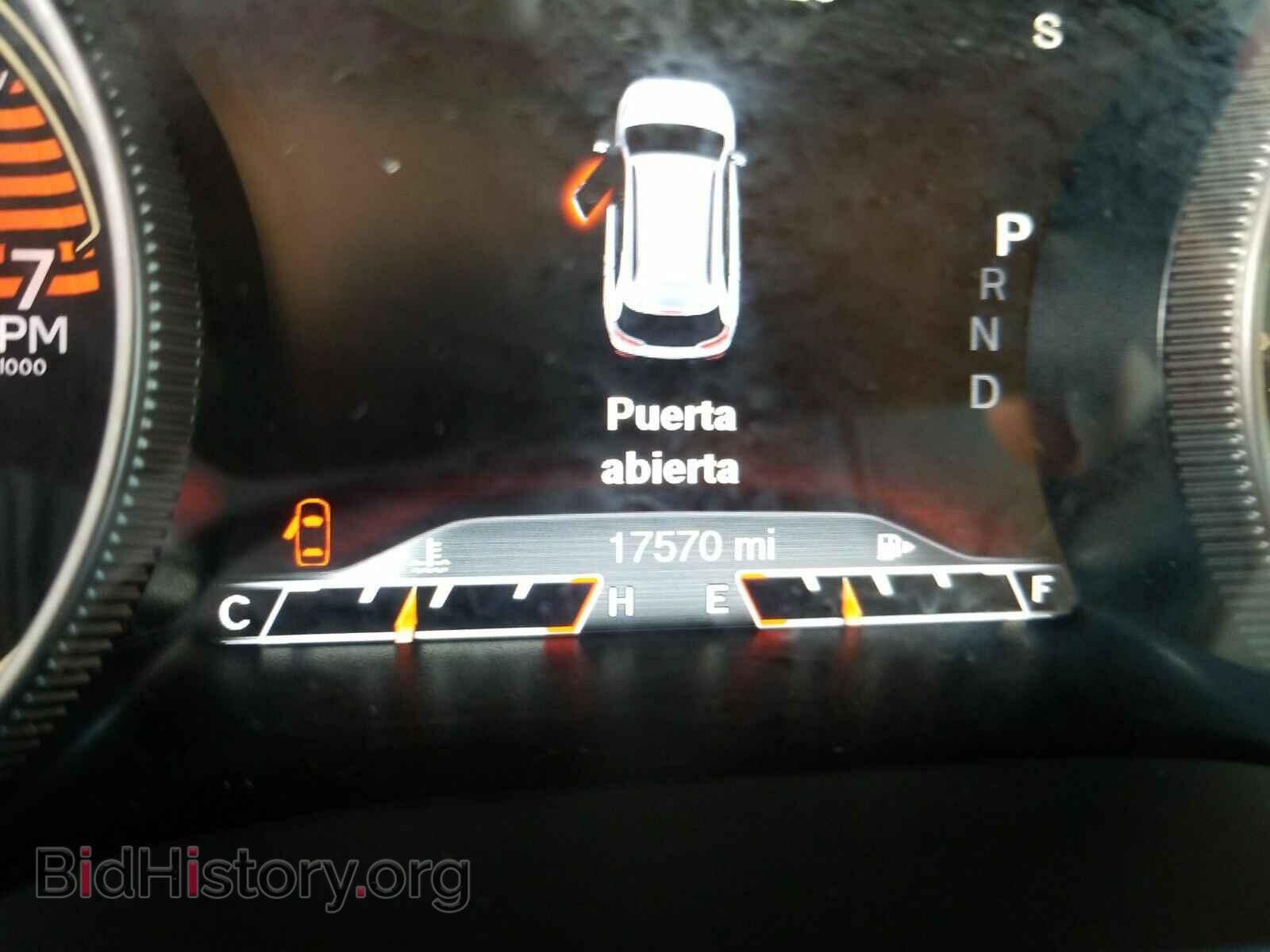 2017 Jeep Cherokee - VIN: 1C4PJLDB2HW548194 - Фото 5