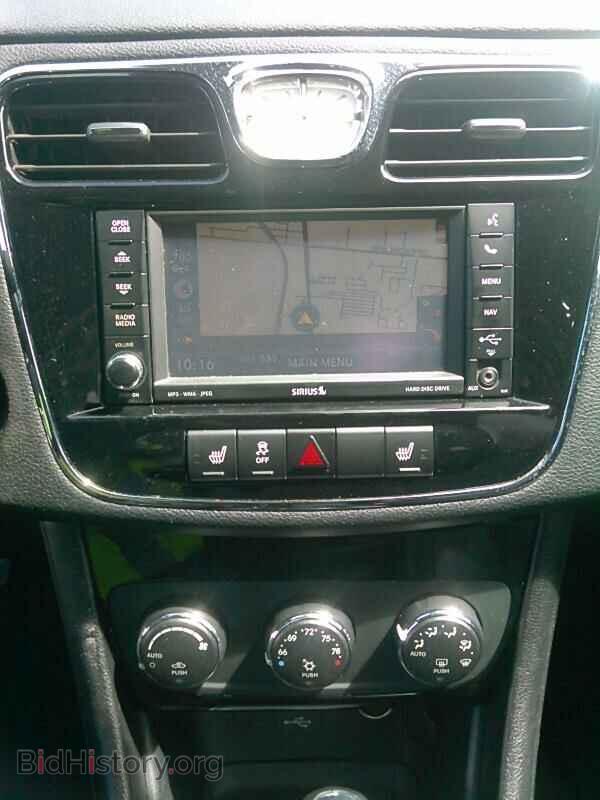 2012 Chrysler 200 - VIN: 1C3CCBCG6CN180217 - Фото 4
