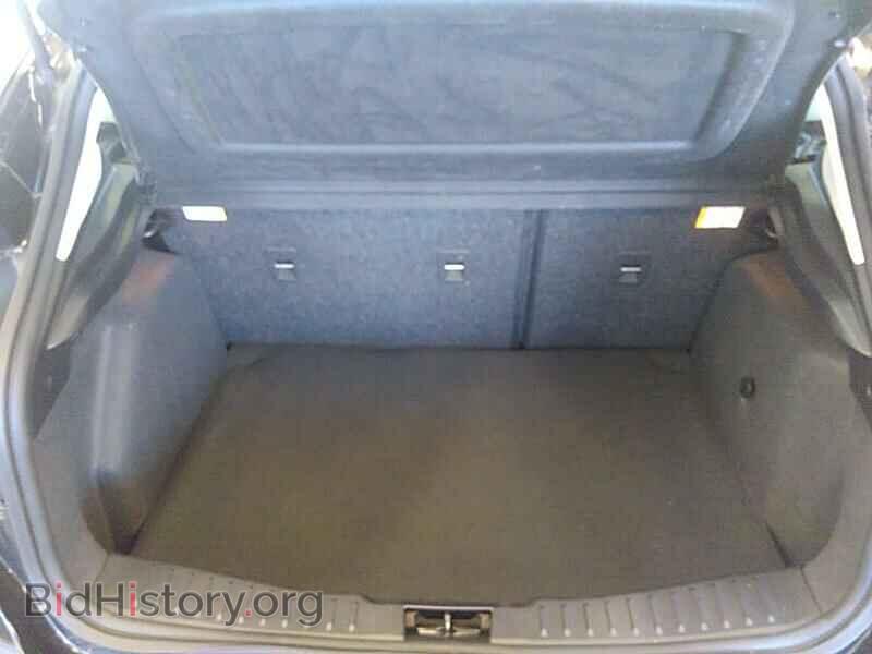 2016 Ford Focus - VIN: 1FADP3K21GL246177 - Photo 7