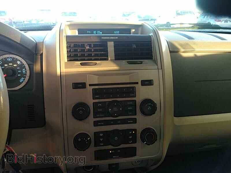 2011 Ford Escape - VIN: 1FMCU9D74BKB54100 - Фото 4