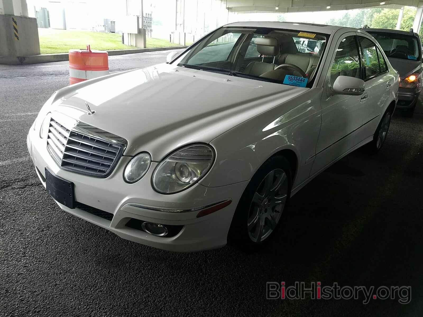 Photo WDBUF87X98B267895 - Mercedes-Benz E-Class 2008