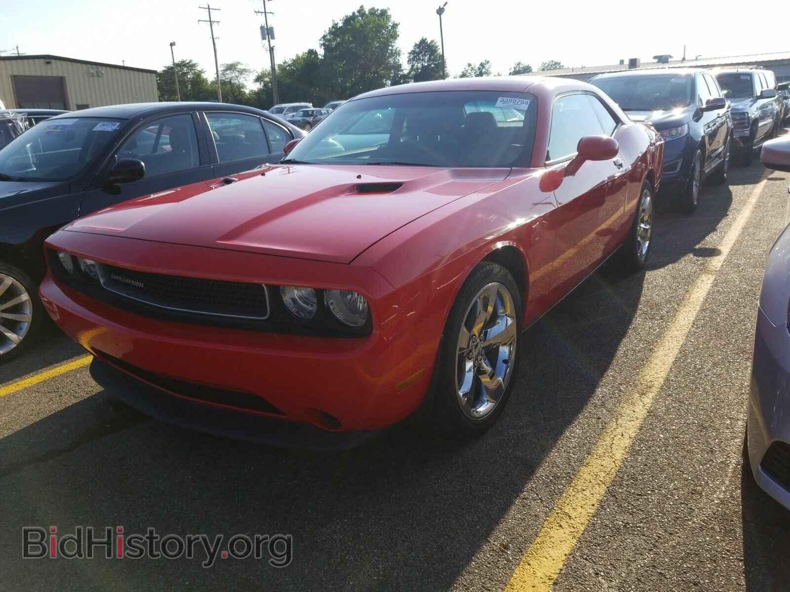 Photo 2C3CDYAG2EH208402 - Dodge Challenger 2014