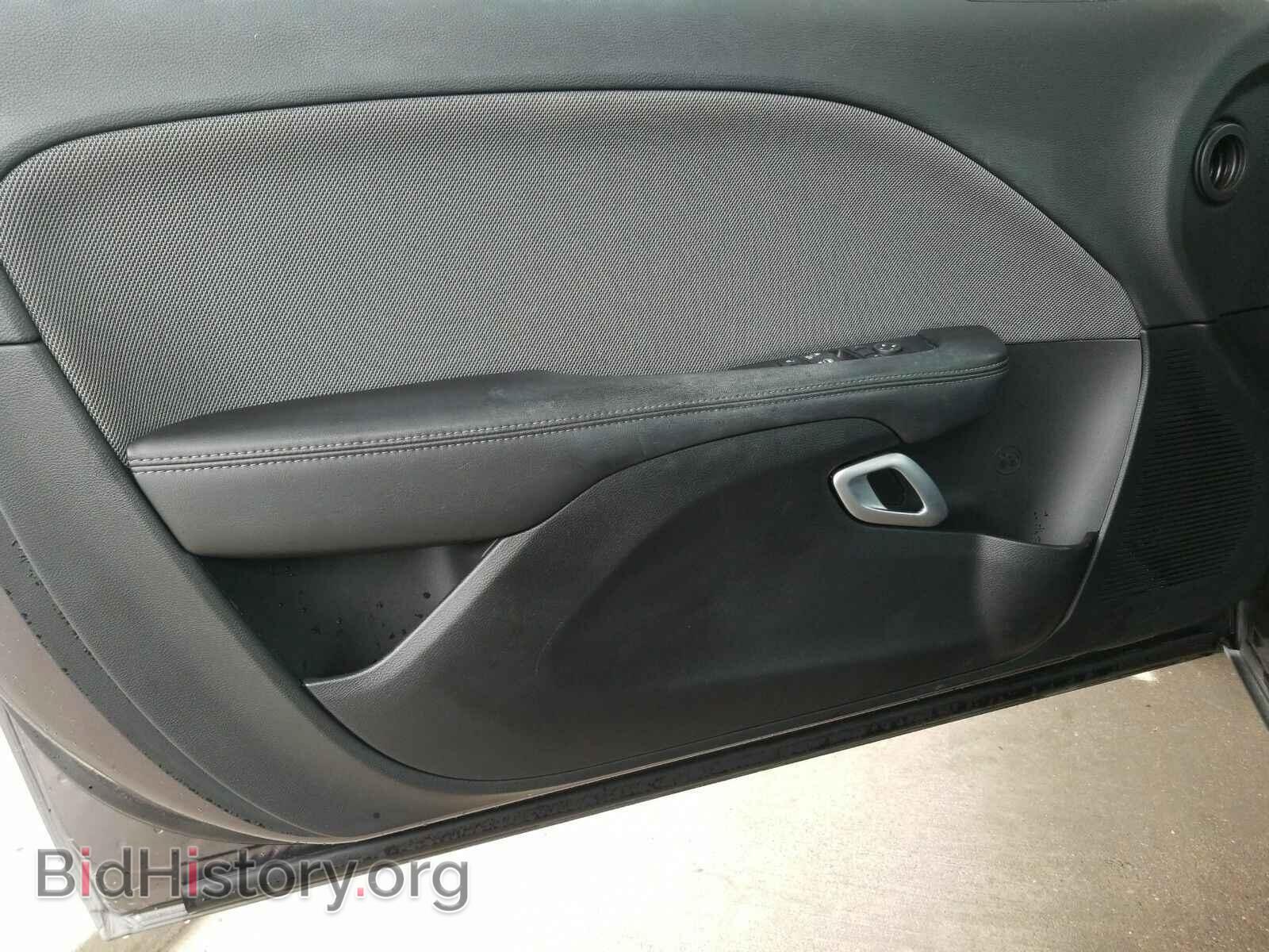 2016 Dodge Challenger - VIN: 2C3CDZAG4GH309434 - Photo 9