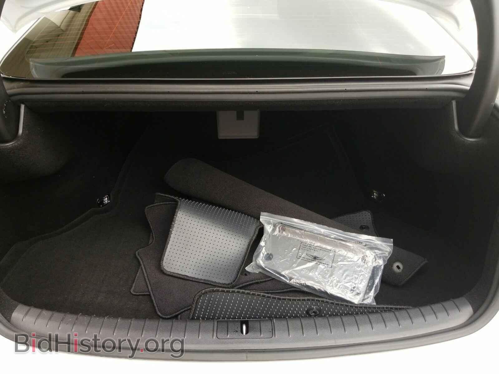 2018 Genesis G80 - VIN: KMHGN4JE2JU257331 - Фото 7