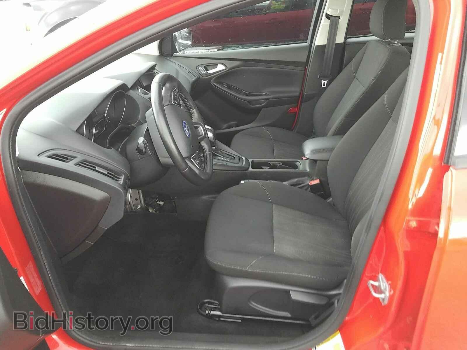 2016 Ford Focus - VIN: 1FADP3F26GL314239 - Photo 3