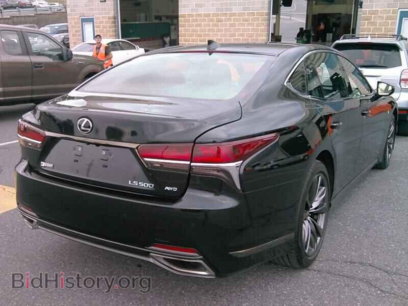 2018 Lexus LS - VIN: JTHC51FF2J5000410 - Фото 2