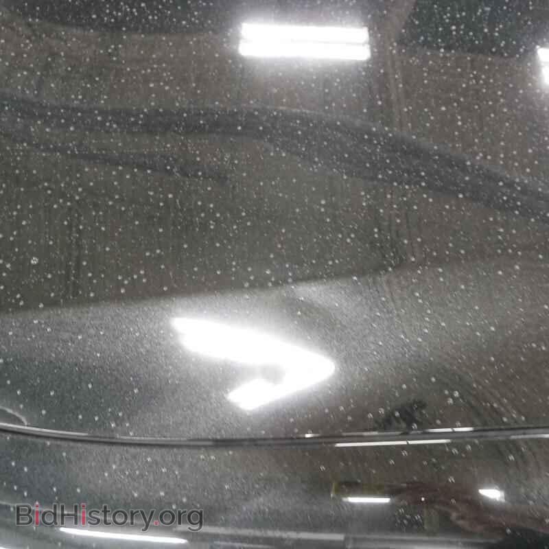 2018 Lexus LS - VIN: JTHC51FF2J5000410 - Фото 9