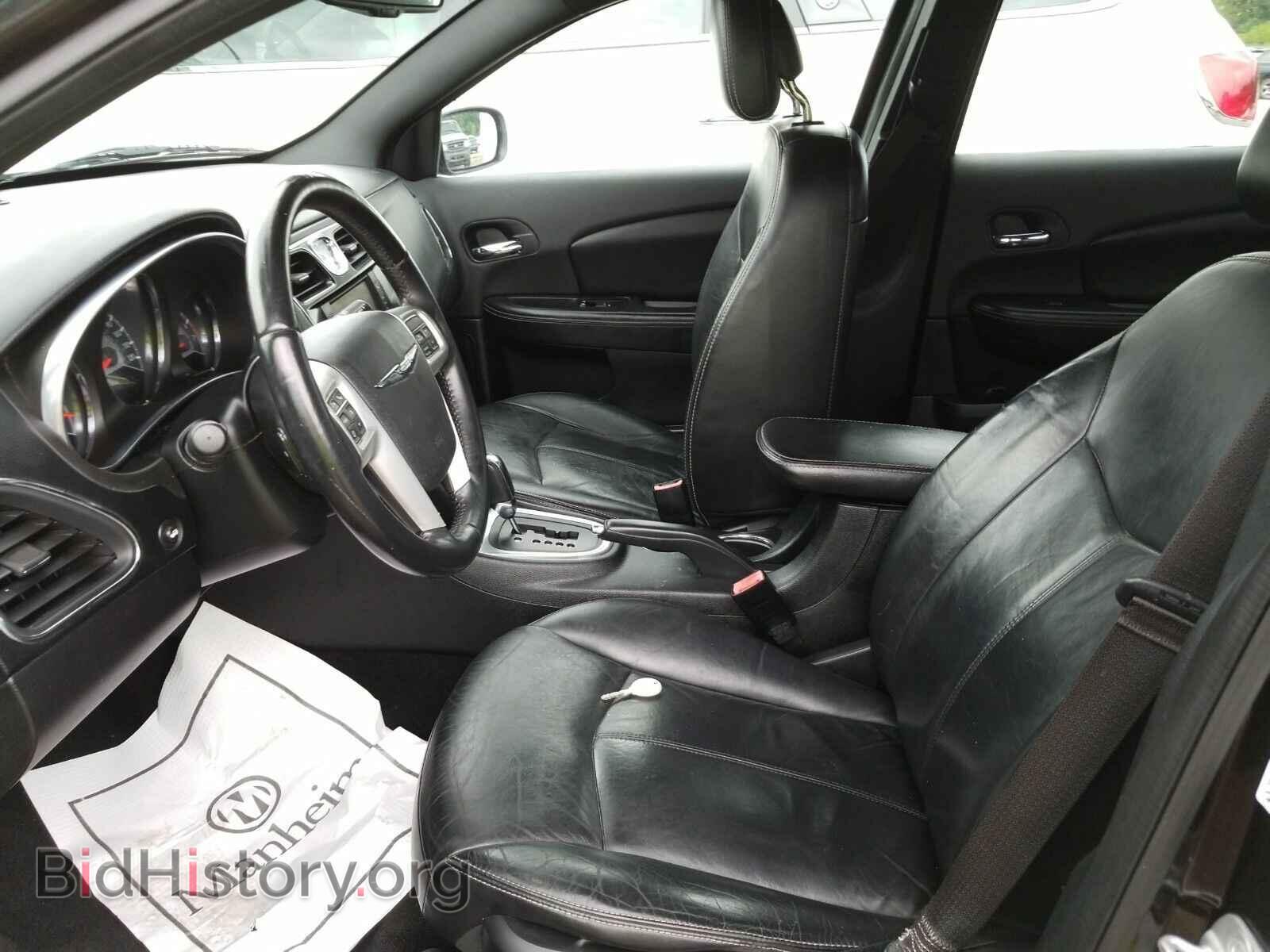 2012 Chrysler 200 - VIN: 1C3CCBCB4CN301038 - Photo 3