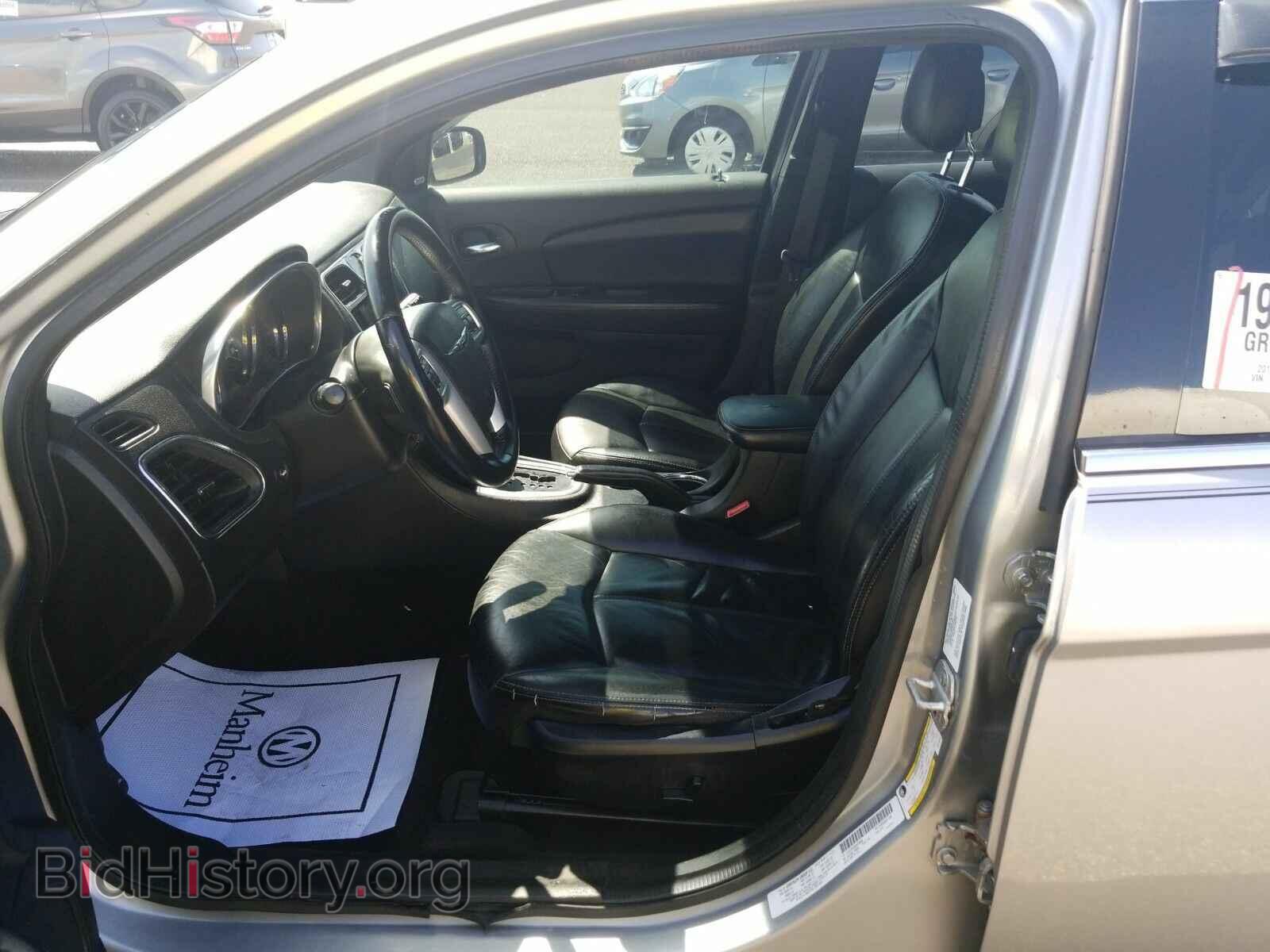 2013 Chrysler 200 - VIN: 1C3CCBCG0DN676888 - Фото 3