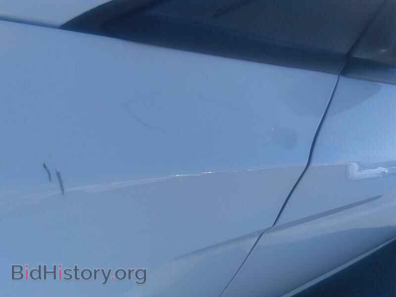 2016 Ford Focus - VIN: 1FADP3F25GL282903 - Photo 8