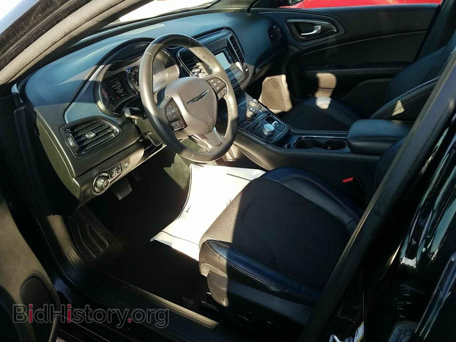 2016 Chrysler 200 - VIN: 1C3CCCBB3GN162453 - Photo 3