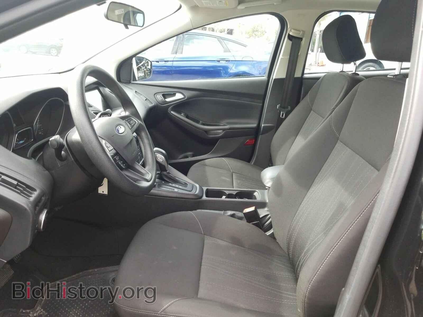 2017 Ford Focus - VIN: 1FADP3H29HL314444 - Фото 3