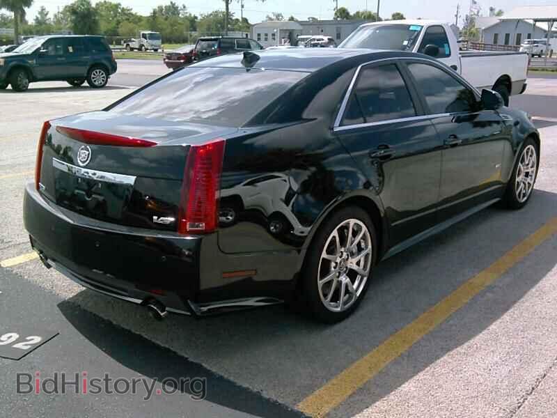 2010 Cadillac CTS-V - VIN: 1G6DV5EP8A0119473 - Фото 2