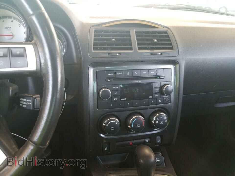 2010 Dodge Challenger - VIN: 2B3CJ5DT3AH184439 - Фото 4
