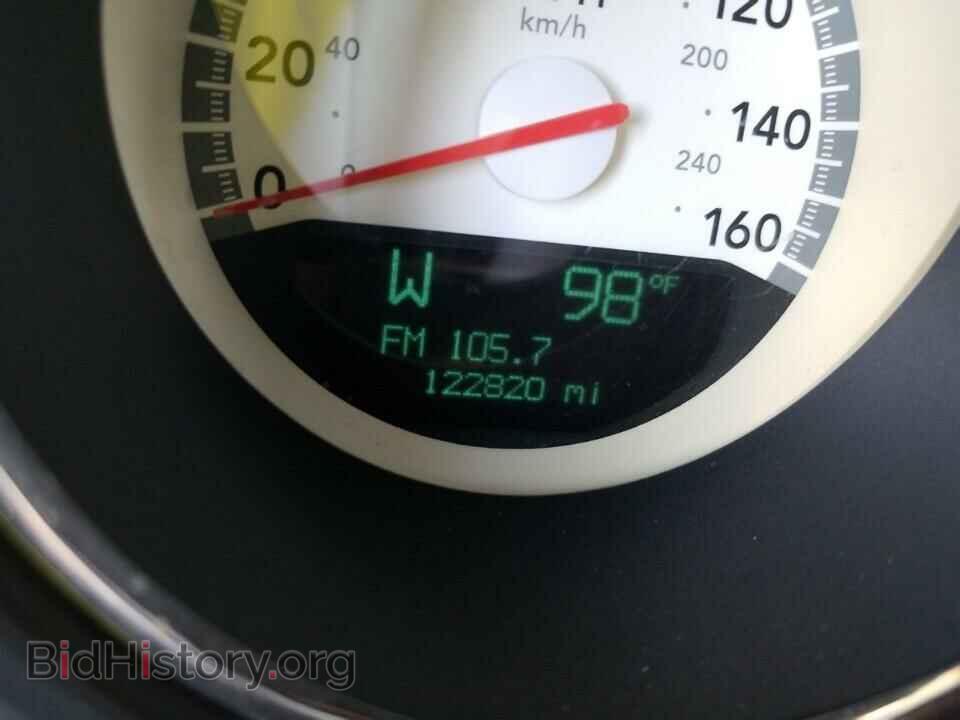 2010 Dodge Challenger - VIN: 2B3CJ5DT3AH184439 - Фото 5