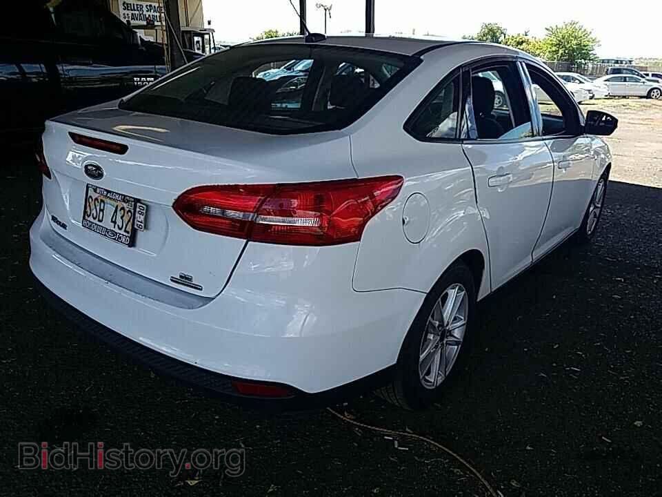 2015 Ford Focus - VIN: 1FADP3F27FL329735 - Photo 2