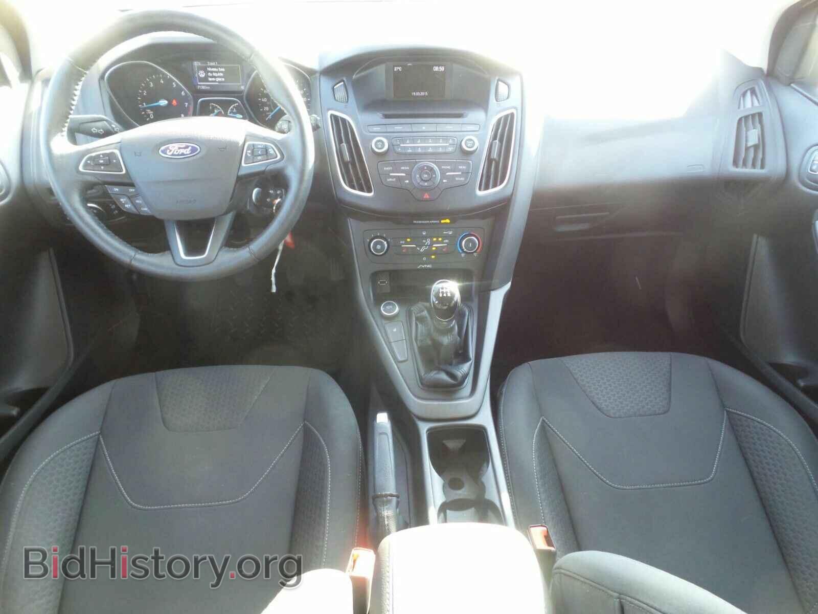 2015 Ford Focus - VIN: 1FADP3K28FL278431 - Photo 4