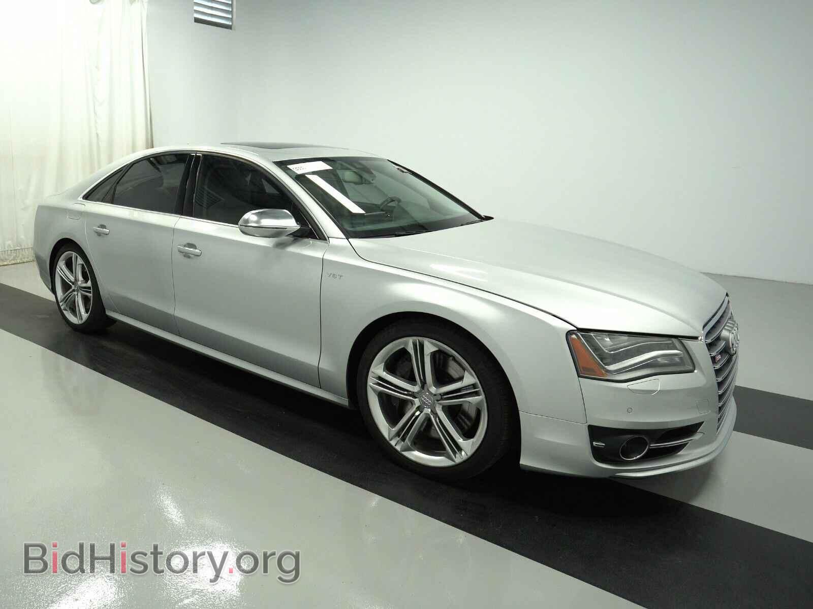 2014 Audi S8 - VIN: WAUD2AFD2EN005008 - Фото 3