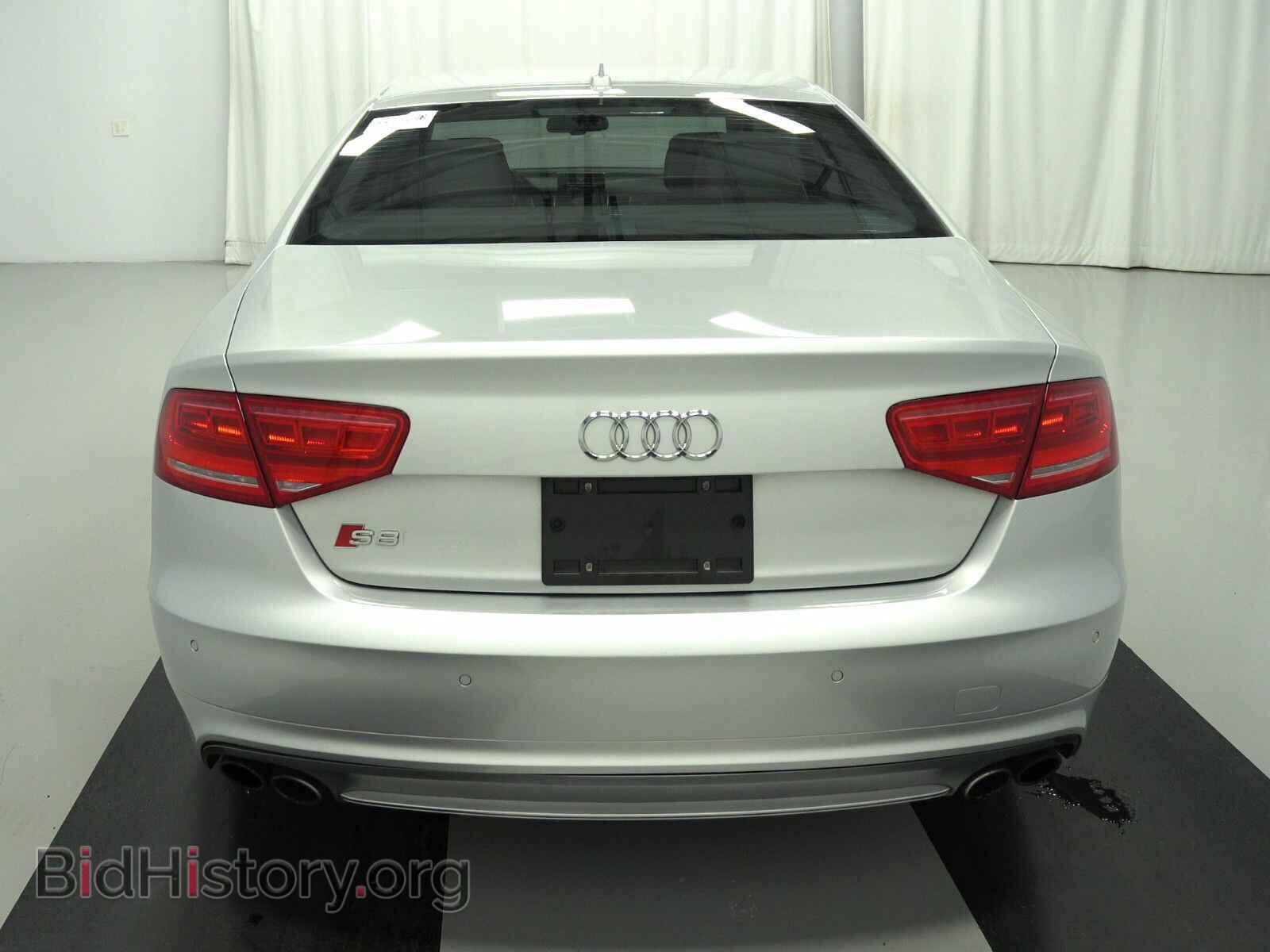 2014 Audi S8 - VIN: WAUD2AFD2EN005008 - Фото 5