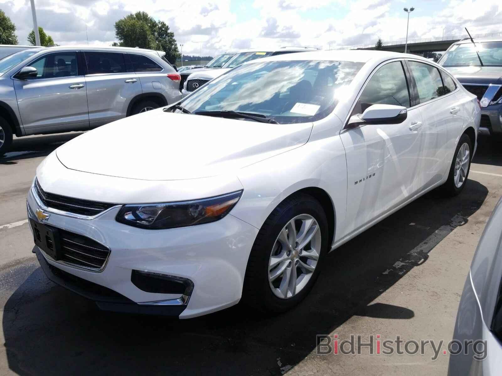 Photo 1G1ZD5ST9JF156870 - Chevrolet Malibu 2018