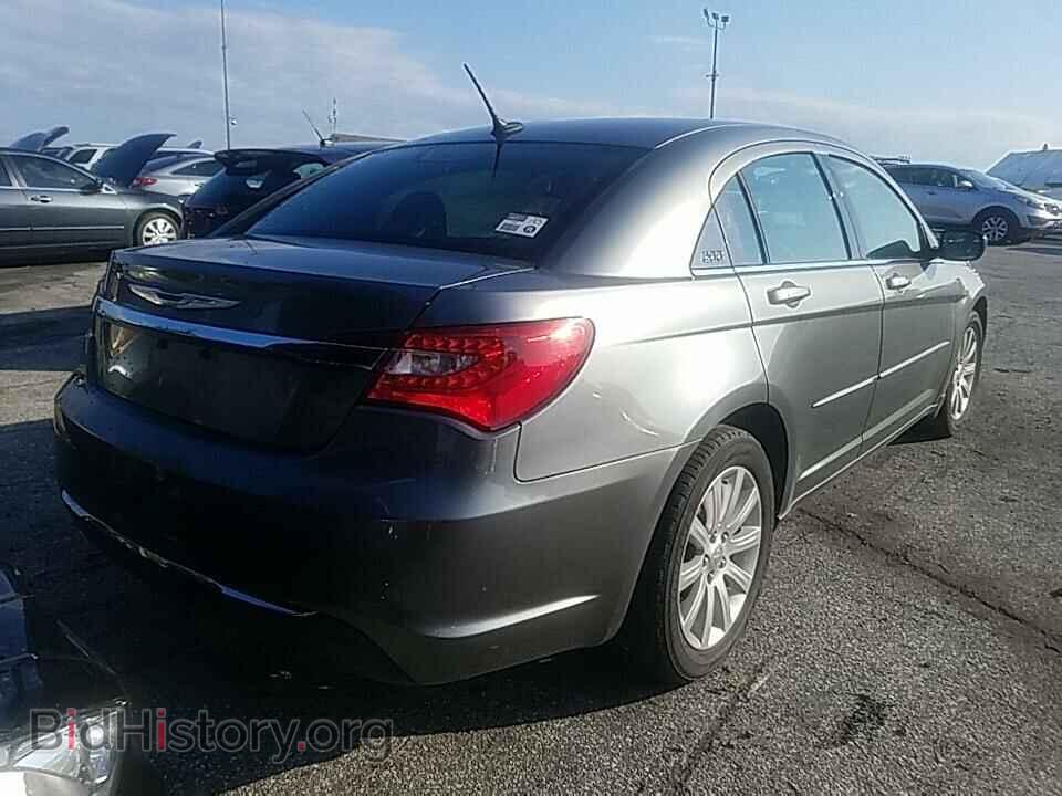2013 Chrysler 200 - VIN: 1C3CCBBB2DN760989 - Фото 2