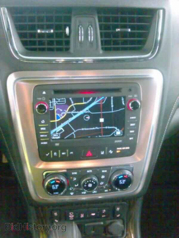2016 GMC Acadia - VIN: 1GKKVTKD2GJ176584 - Фото 4