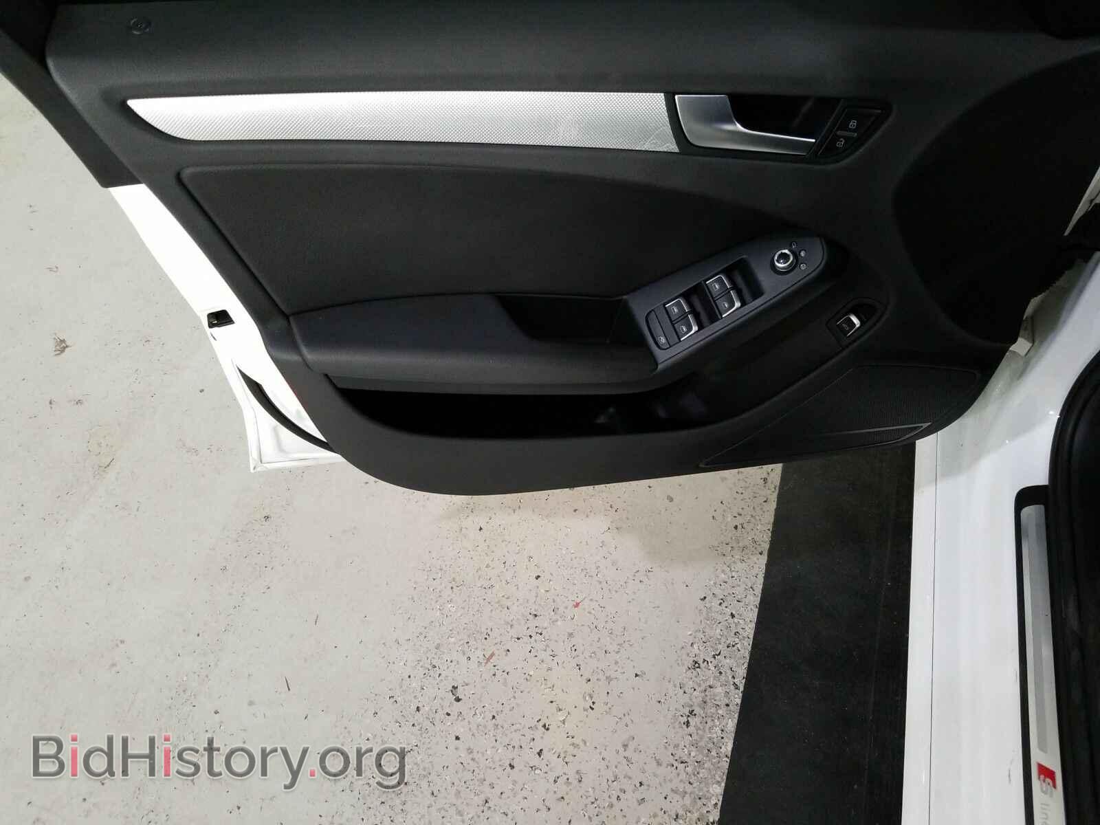2016 Audi A4 - VIN: WAUBFAFL8GN013345 - Фото 9