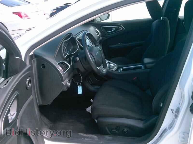 2016 Chrysler 200 - VIN: 1C3CCCAB6GN165574 - Photo 3