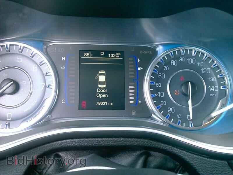 2016 Chrysler 200 - VIN: 1C3CCCAB6GN165574 - Photo 5