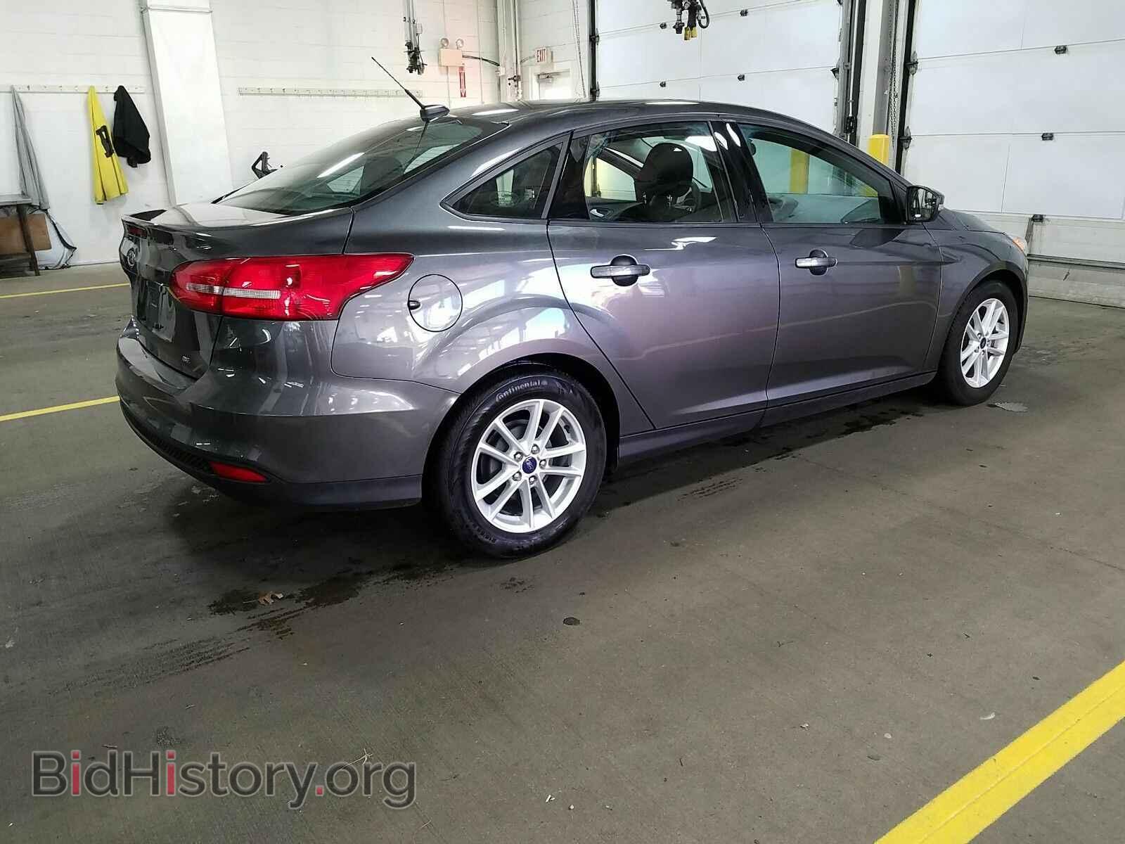 2016 Ford Focus - VIN: 1FADP3F28GL350448 - Photo 2