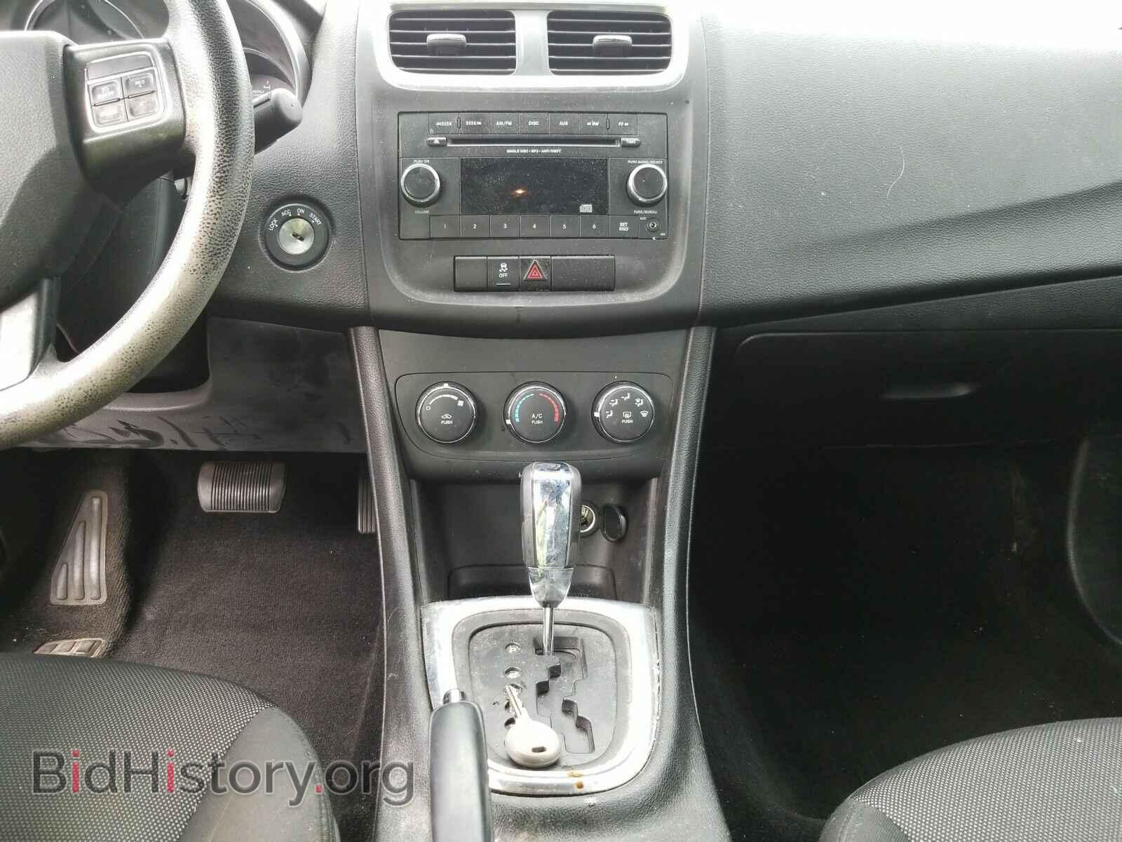 2014 Dodge Avenger - VIN: 1C3CDZAB7EN106921 - Photo 4