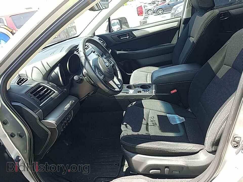 2017 Subaru Outback - VIN: 4S4BSAHC8H3214974 - Фото 3