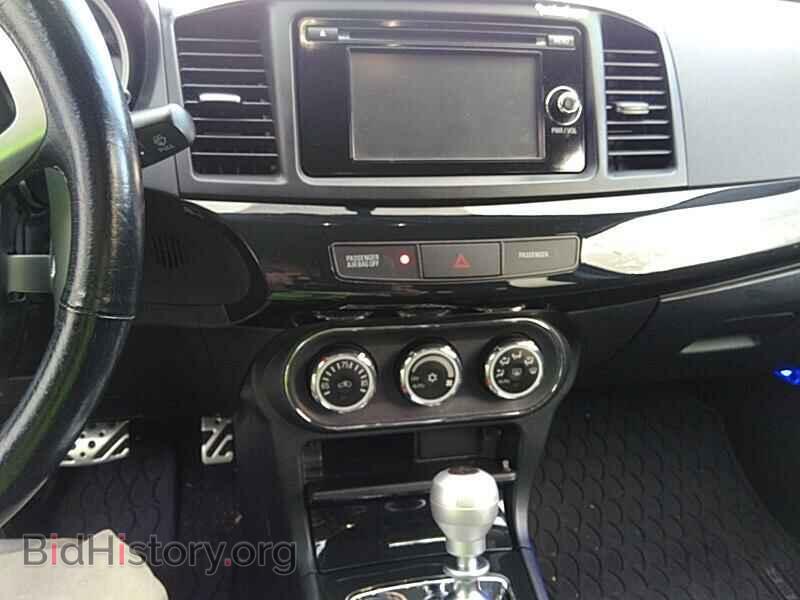 2014 Mitsubishi Lancer Evolution - VIN: JA32W5FV9EU022682 - Photo 4
