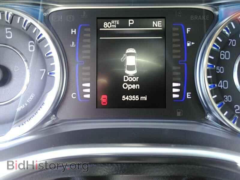 2016 Chrysler 200 - VIN: 1C3CCCAB3GN123668 - Фото 5
