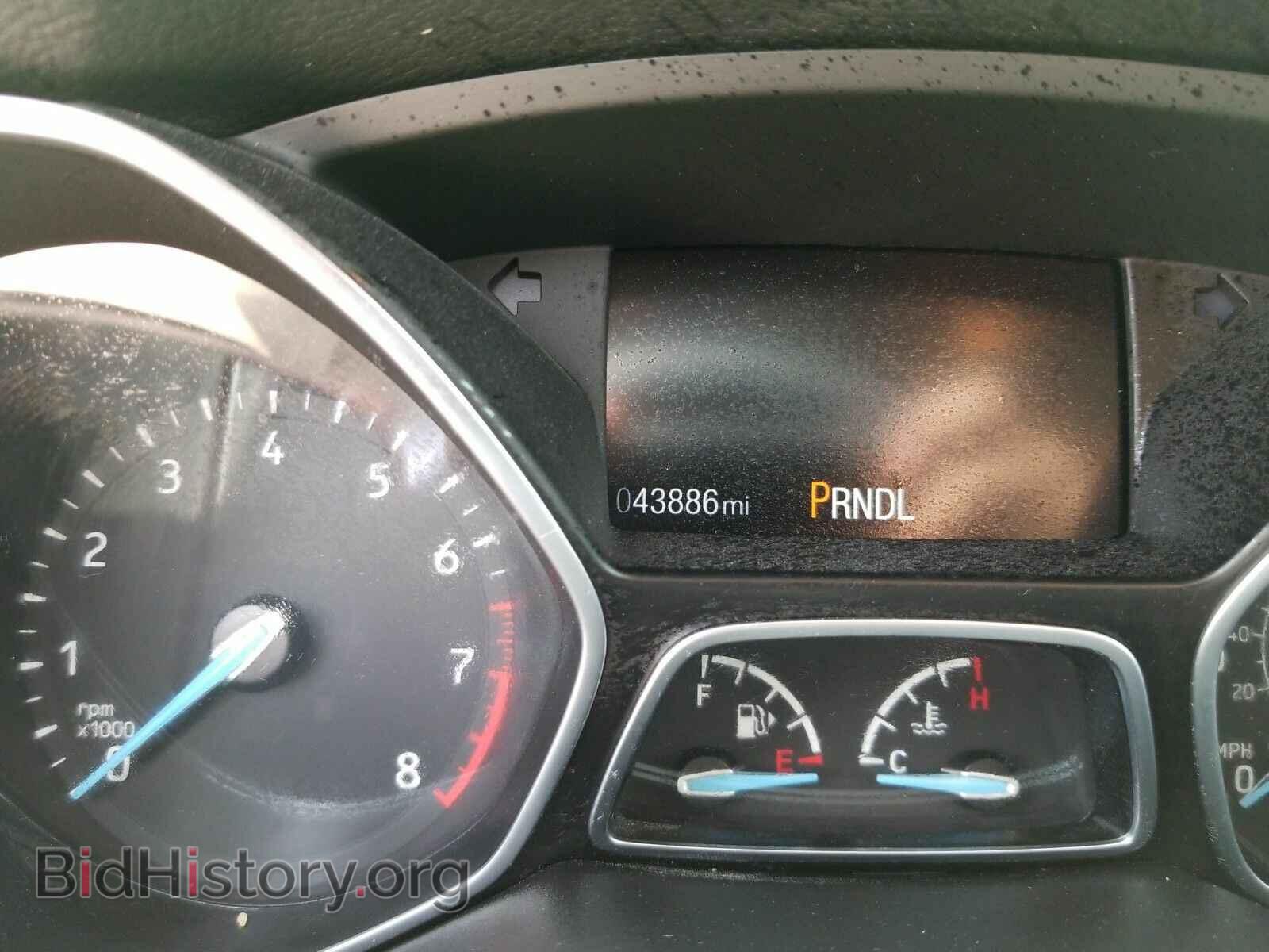 2016 Ford Focus - VIN: 1FADP3F29GL221957 - Photo 5