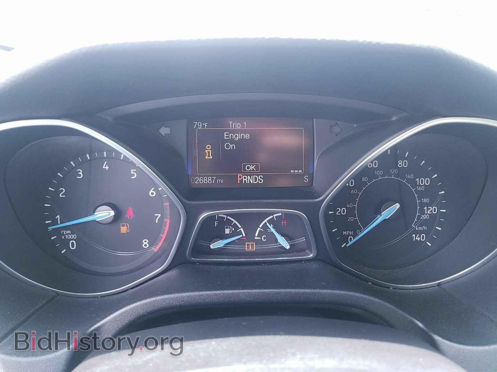 2016 Ford Focus - VIN: 1FADP3N27GL296366 - Photo 5