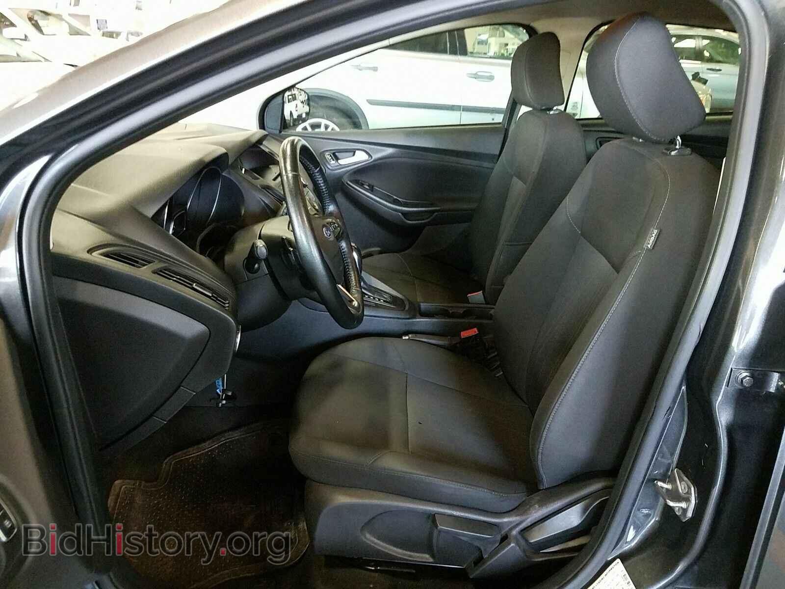 2015 Ford Focus - VIN: 1FADP3K23FL261908 - Photo 3