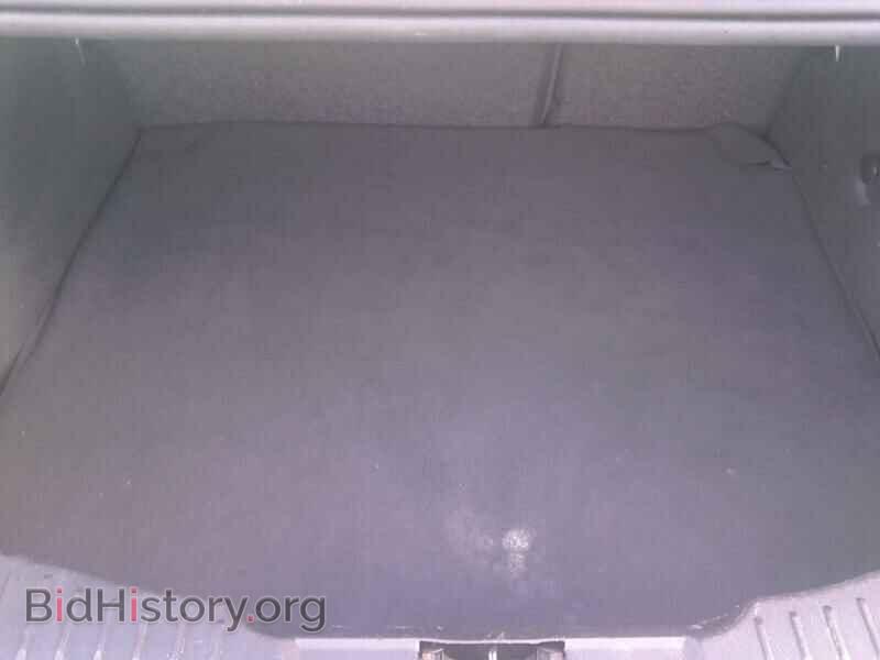 2016 Ford Focus - VIN: 1FADP3F28GL285665 - Photo 7