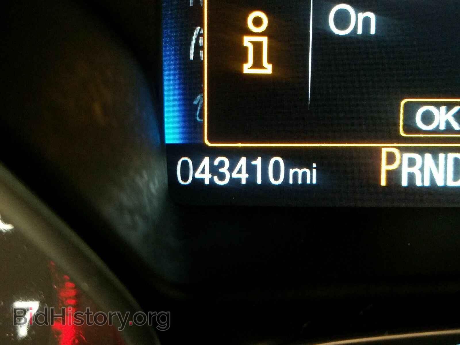 2016 Ford Focus - VIN: 1FADP3F24GL273660 - Photo 5